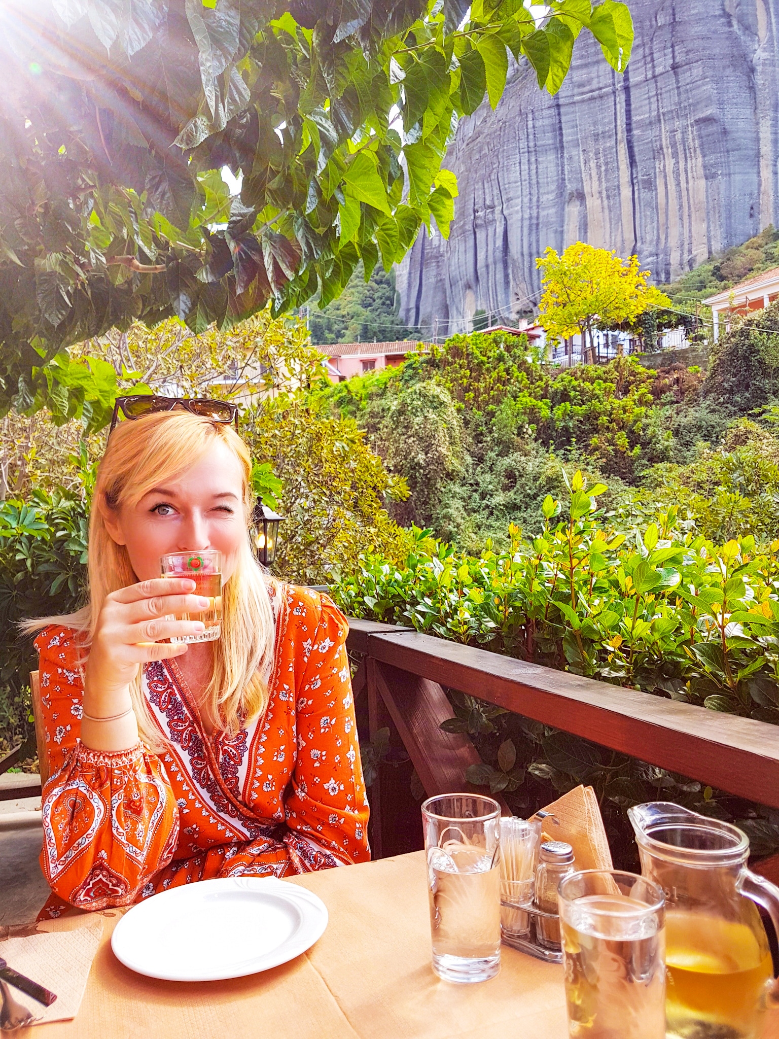 Qué hacer en Meteora? vista de uno de los restaurantes recomendados